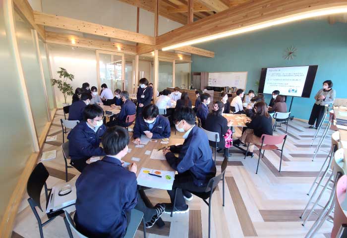 社内セミナーの様子