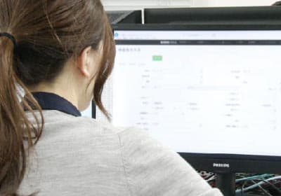 ソリューション部門の仕事風景